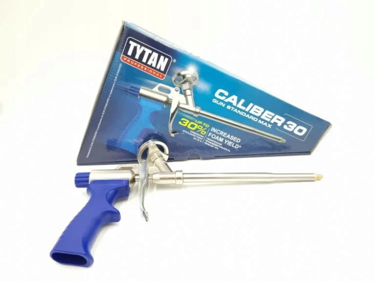 Tytan Caliber 30 – pistolet i opakowanie